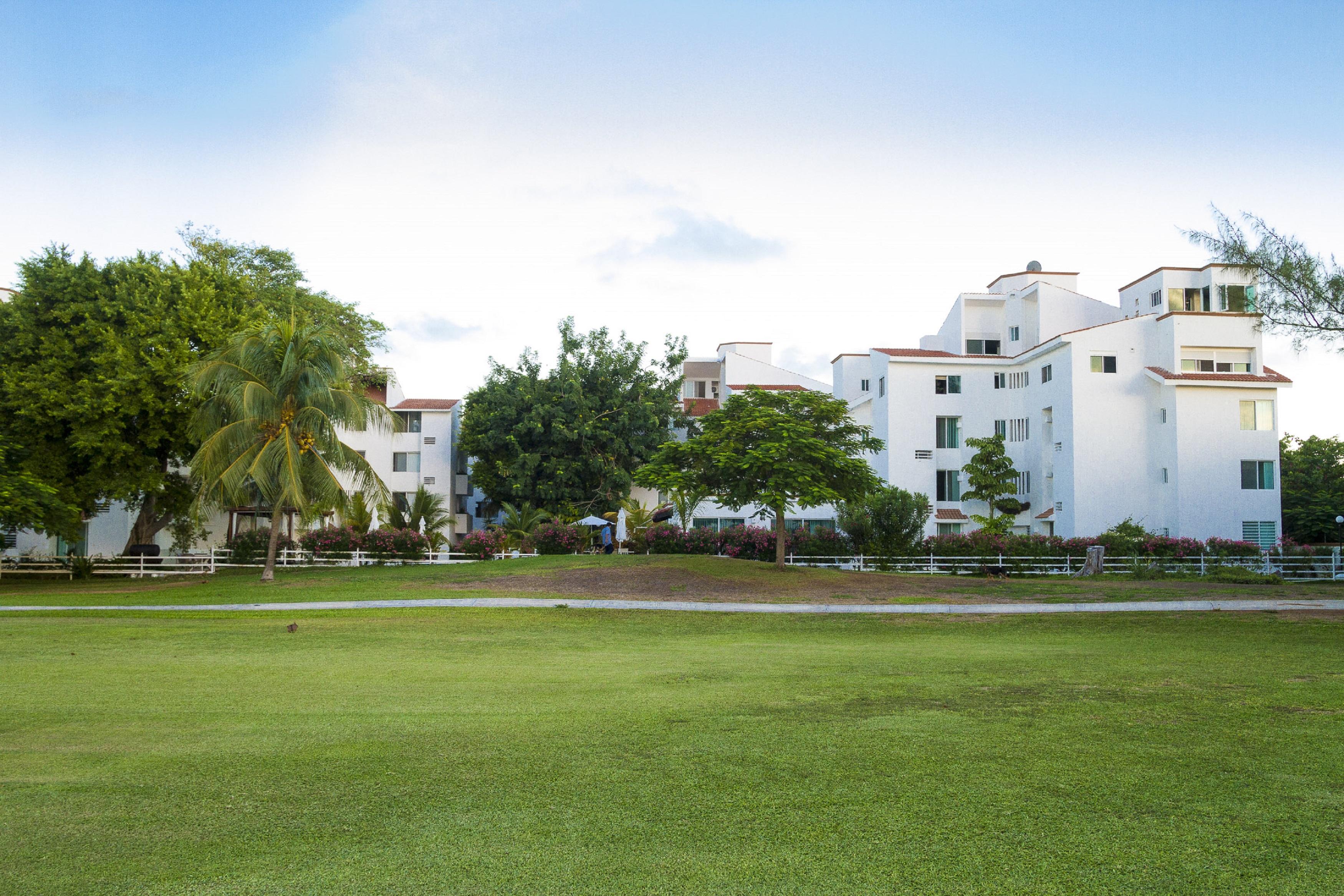 Las Gaviotas Hotel & Suites Cancun Luaran gambar