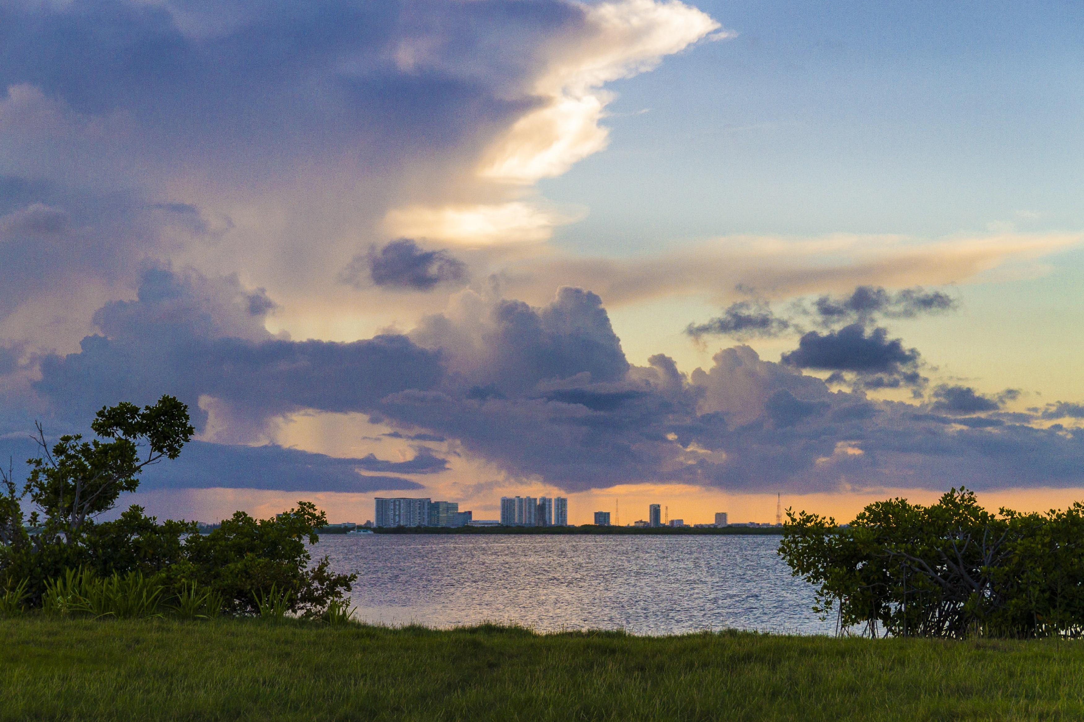 Las Gaviotas Hotel & Suites Cancun Luaran gambar